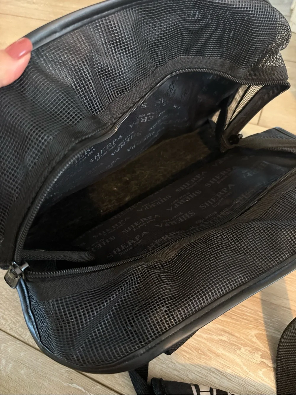 New Sherpa brand carrier Travel Tote for small cats or dogs.